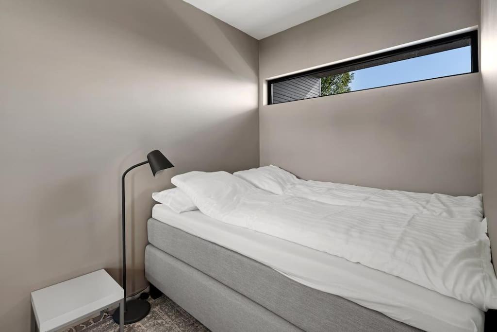 Seaview Studio W/Terrace&Parking Tromso Luaran gambar
